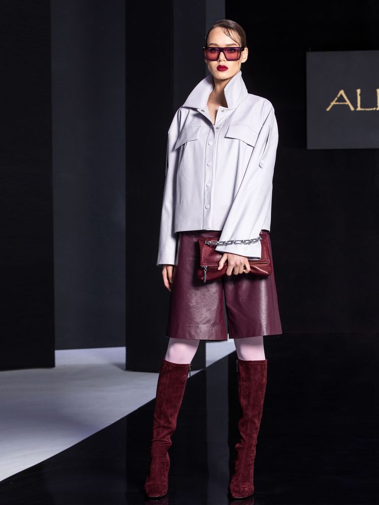 image product number
								244